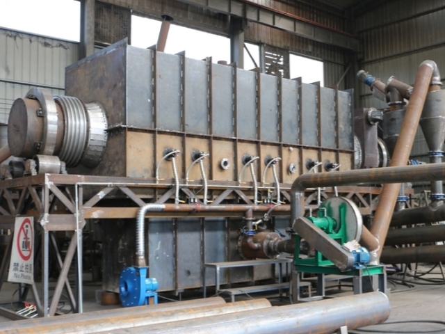 全新連續式炭化設備升級換代